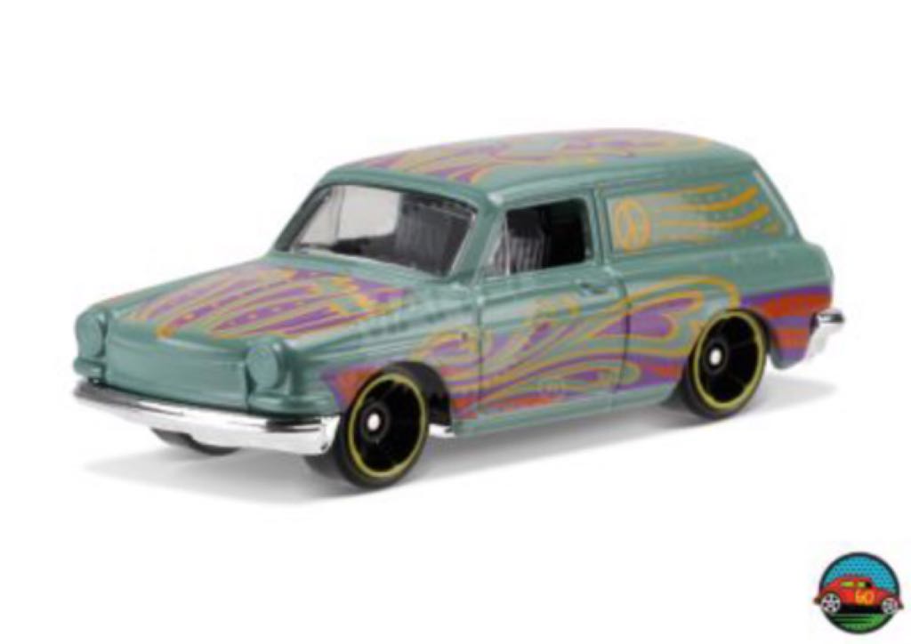 Custom ’69 Volkswagon Squareback - HW Art Cars toy car collectible - Main Image 2
