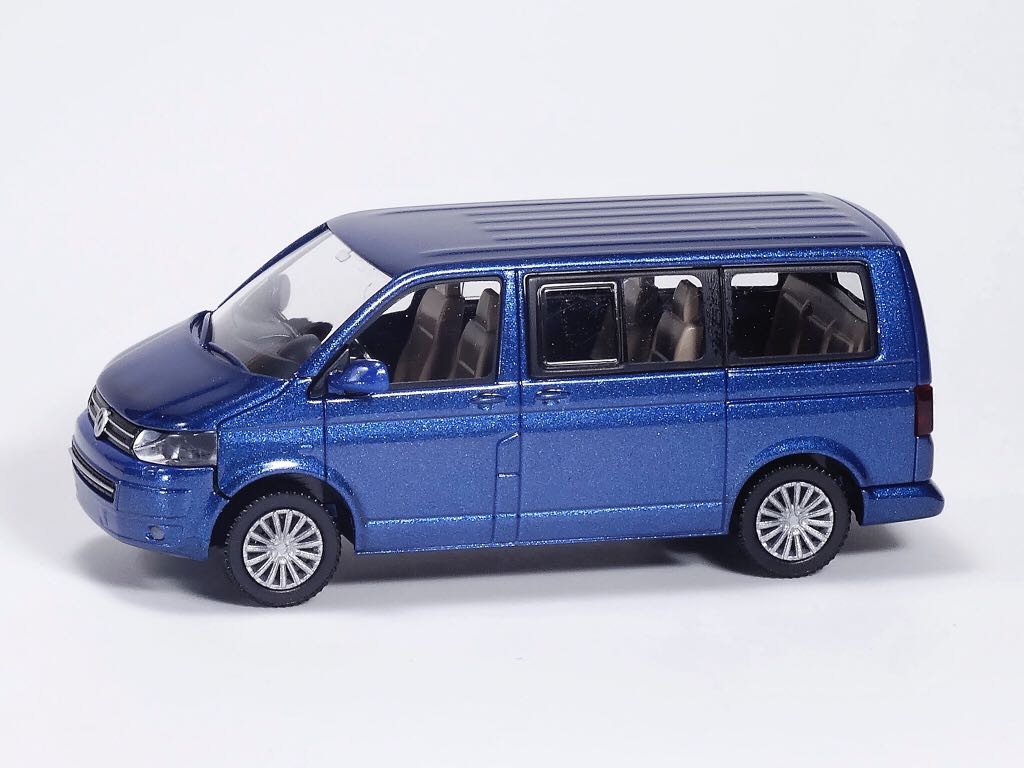 T5 Multivan - VW toy car collectible - Main Image 2