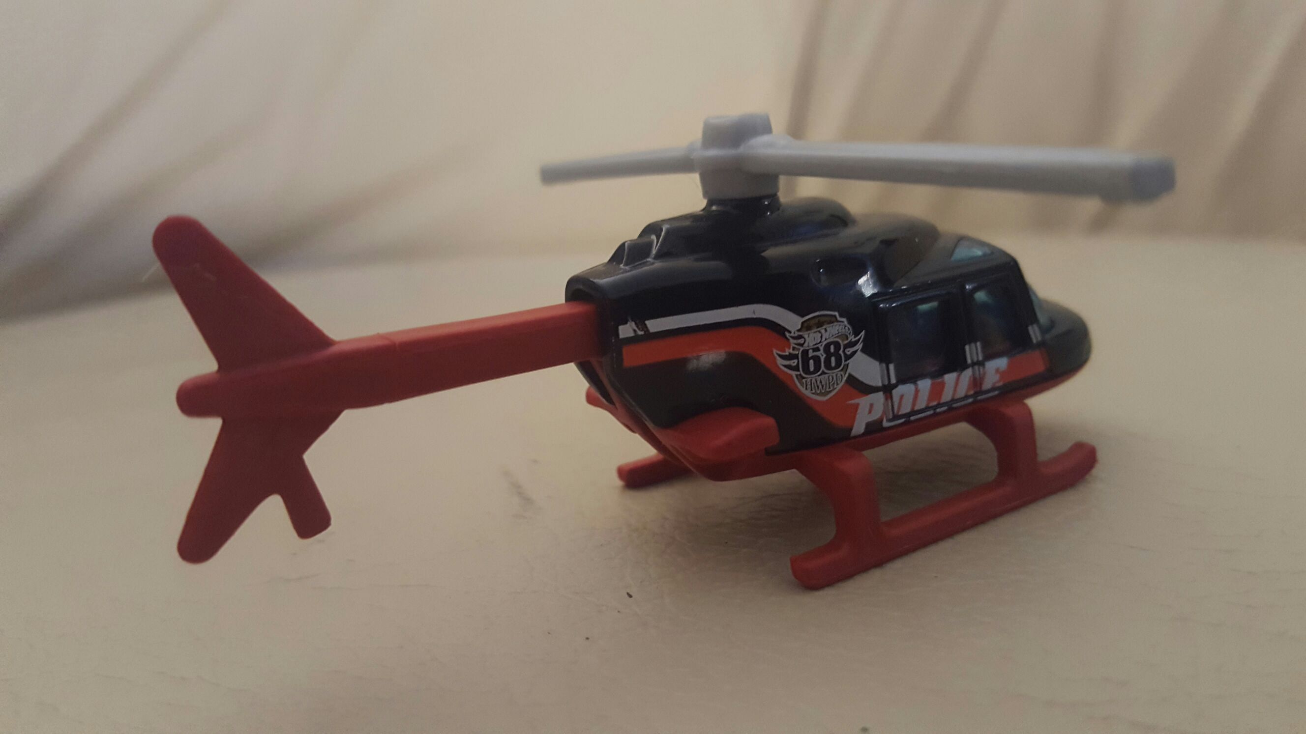 Propper Chopper - 2016 Police Pursuit 5-Pack toy car collectible - Main Image 2