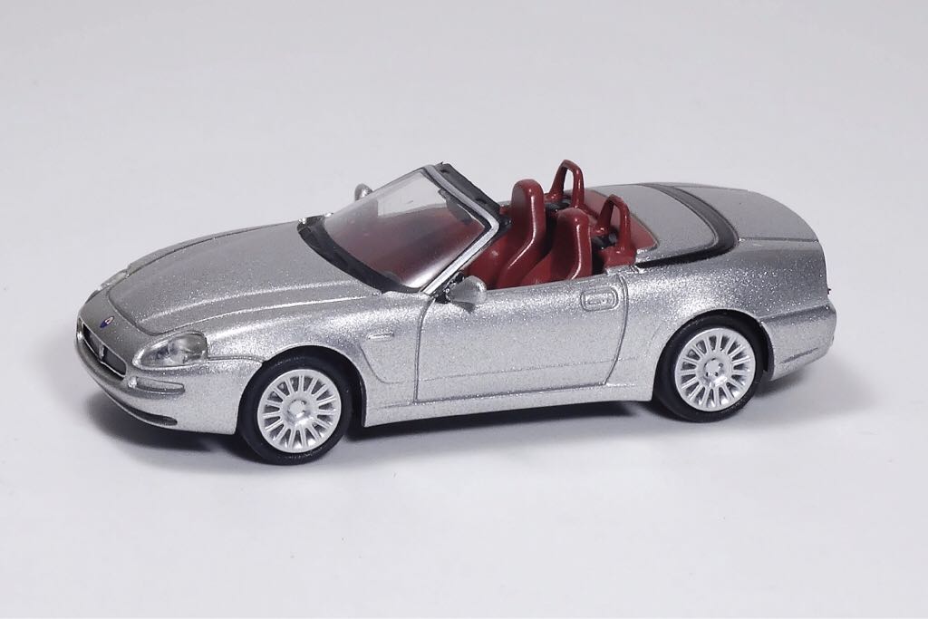 Spyder - Maserati toy car collectible - Main Image 2