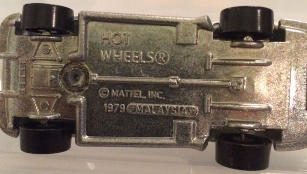 1963 Corvette  toy car collectible - Main Image 2