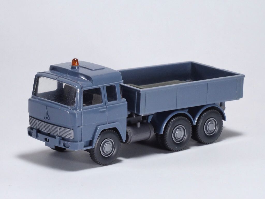 Magirus Deutz Zugmaschine Culemeyer Straßenroller - Magirus Deutz toy car collectible - Main Image 2