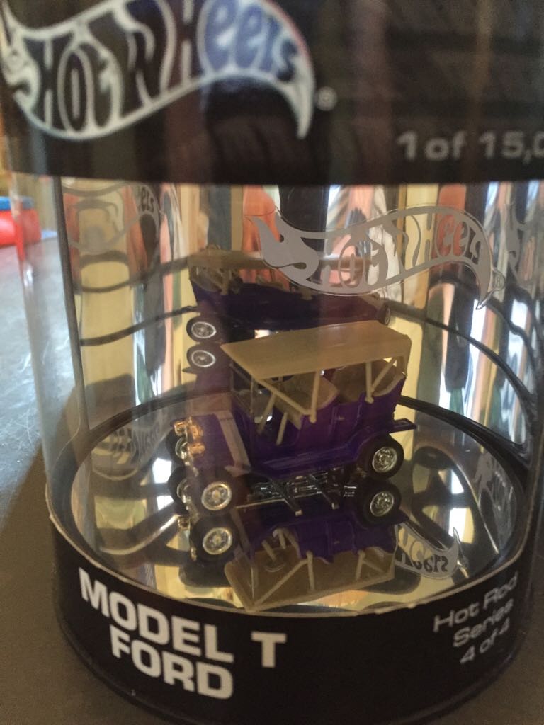 Model T Ford - Hot Rod Series toy car collectible - Main Image 1
