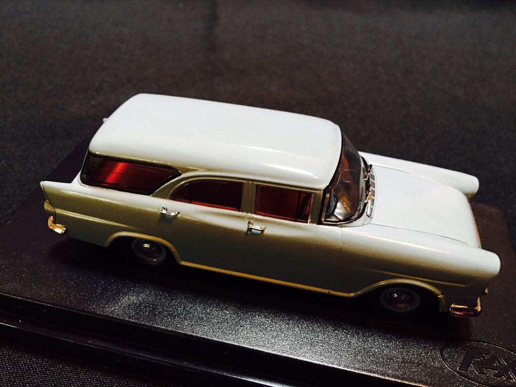 1960 FB Holden Station Sedan toy car collectible - Main Image 2
