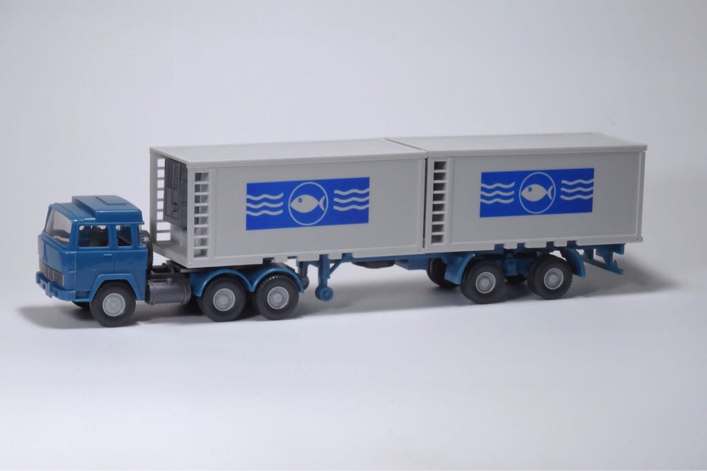 Magirus Deutz Sattelzug Kühlcontainer Seefische - Magirus Deutz toy car collectible - Main Image 2