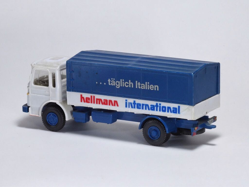 MAN Pritsche / Plane hellmann international - MAN toy car collectible - Main Image 2