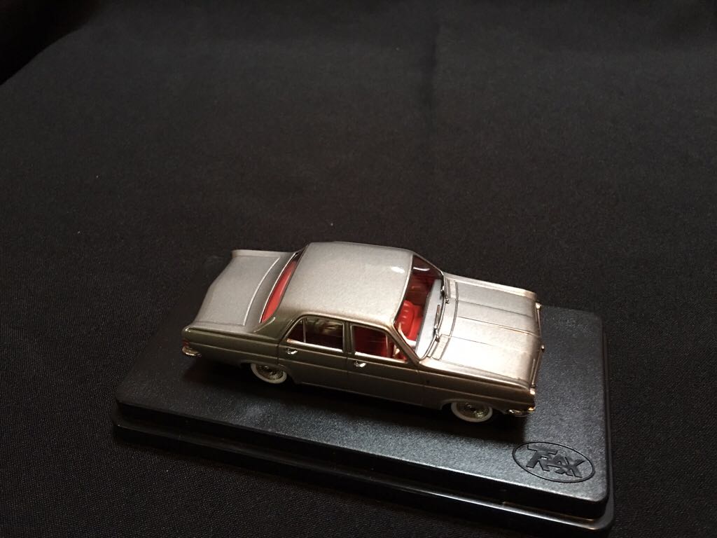 1965 Holden HD Premier Sedan  toy car collectible - Main Image 2