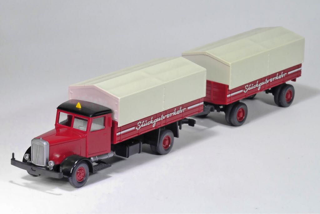 Hanomag Anhänger Pritsche / Plane - Hanomag toy car collectible - Main Image 2