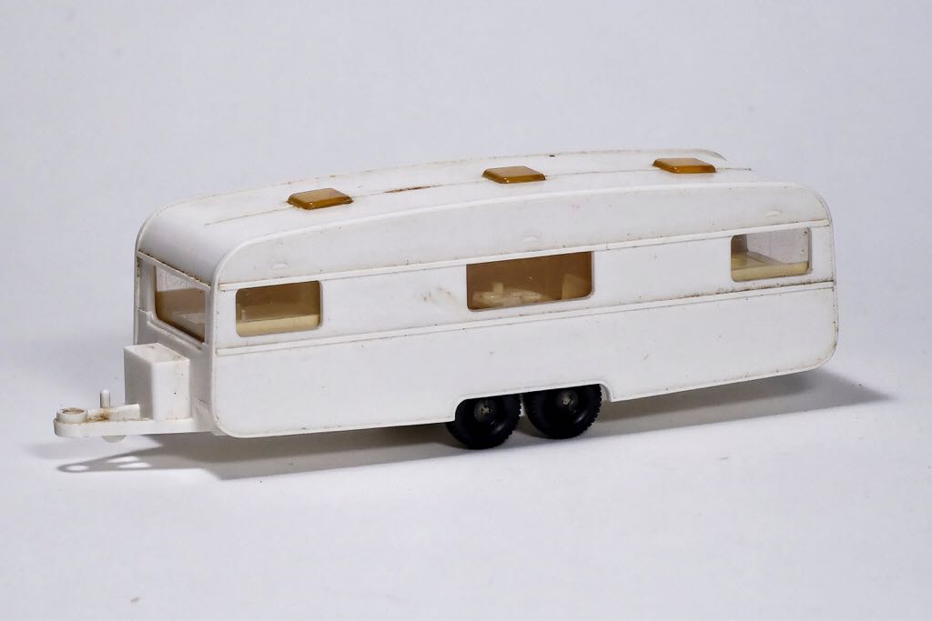 Wohnwagen, Doppelachse - Knaus toy car collectible - Main Image 2