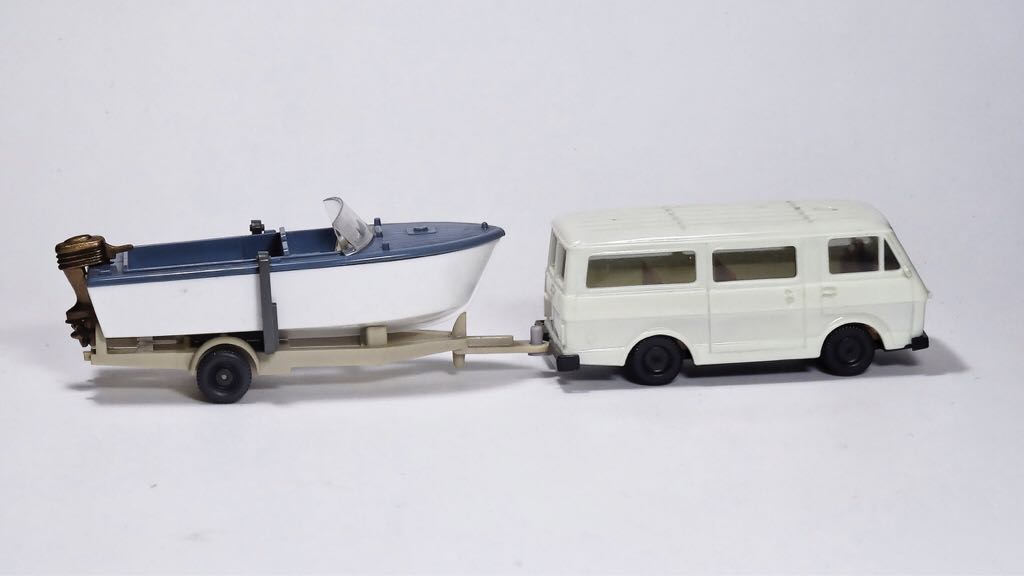 Motorboot mit Hänger - N.N. toy car collectible - Main Image 2