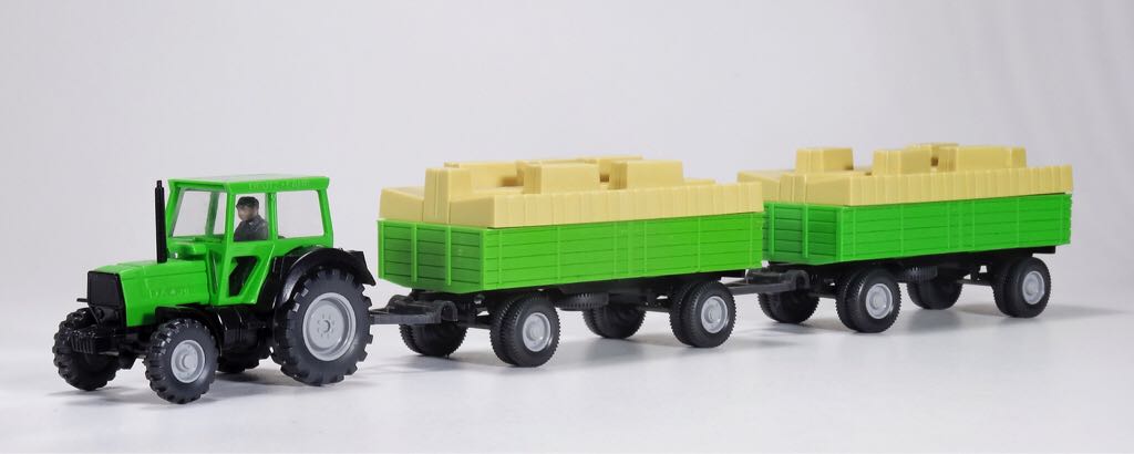 Deutz-Fahr Landwirtschaftlicher Anhänger mit Strohballen - Deutz-Fahr toy car collectible - Main Image 2