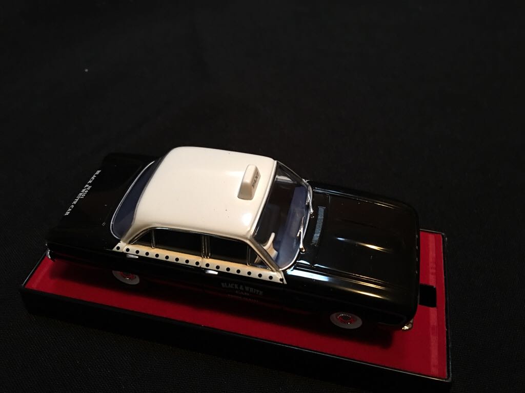 Ford Falcon XK 1960 Sedan - Aussie Taxi Series toy car collectible - Main Image 2