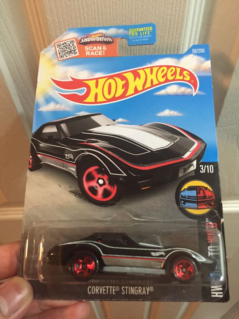 Corvette Stingray - HW Mild To Wild toy car collectible - Main Image 1