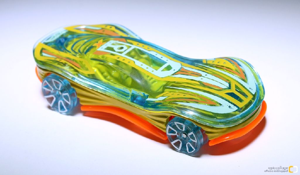 Clear Speeder - X-Raycers toy car collectible - Main Image 2