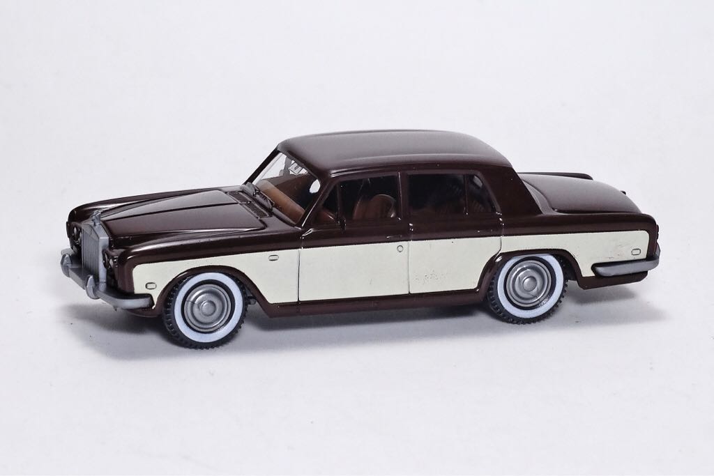 Silver Shadow - Rolls-Royce toy car collectible - Main Image 2