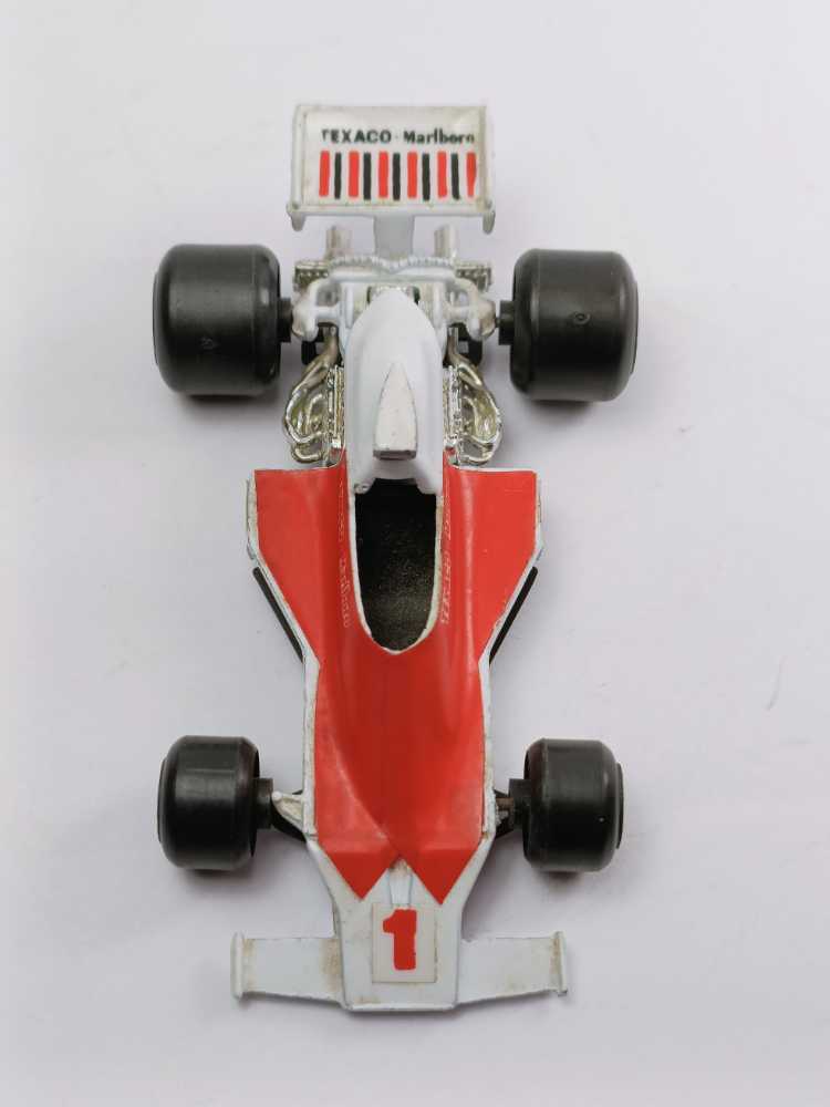 Mclaren M23 - Emerson Fittipaldi - Polistil toy car collectible - Main Image 3