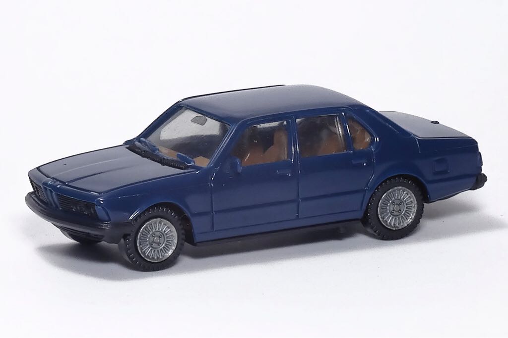 BMW 745i - BMW toy car collectible - Main Image 2