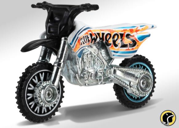 HW450F - HW Daredevils toy car collectible - Main Image 2