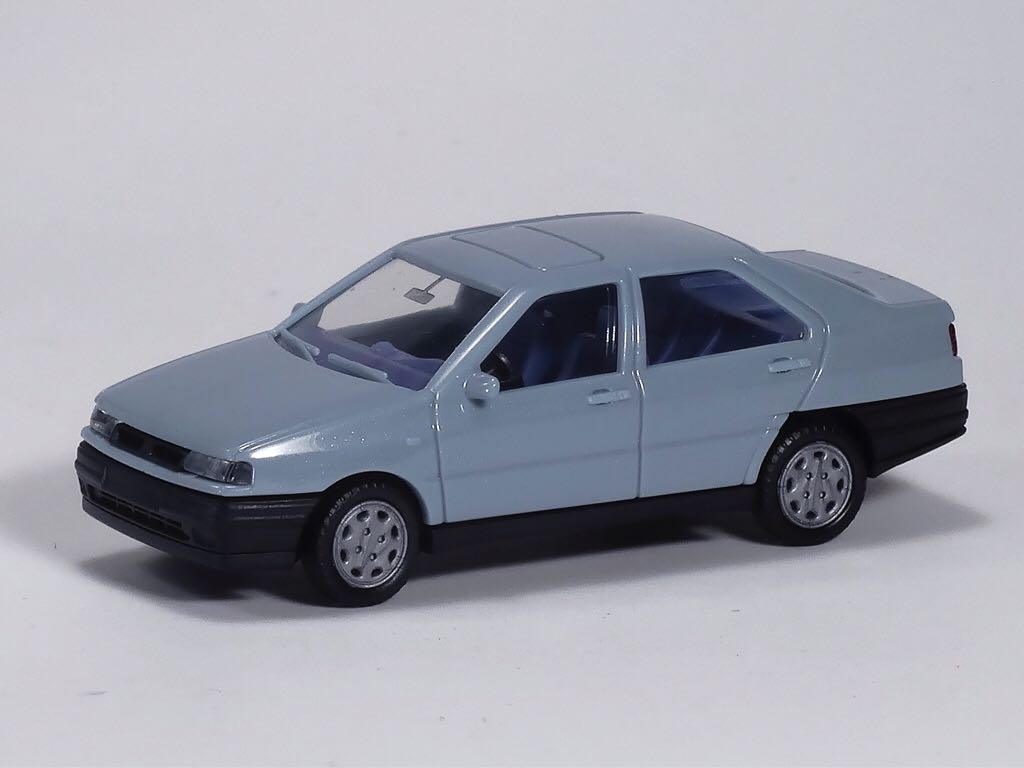 Toledo - Seat toy car collectible - Main Image 2