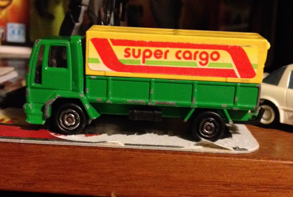 Majorette Ford Super Cargo  toy car collectible - Main Image 2