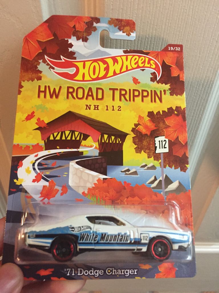 Road Trippin Dodge Charger 1971 - Hw Road Trippin toy car collectible - Main Image 1