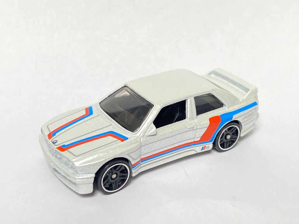 BMW M3 ’92 - BMW Series toy car collectible - Main Image 2