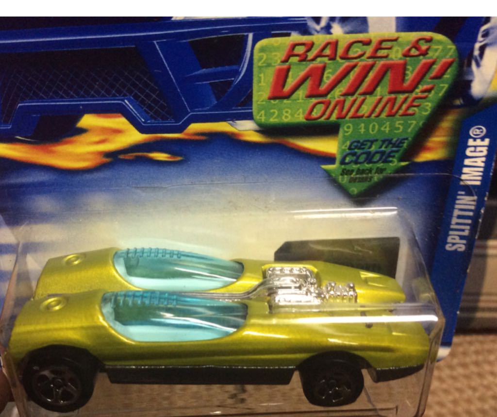 Splittin Image - Blue Book 3-pack toy car collectible - Main Image 2