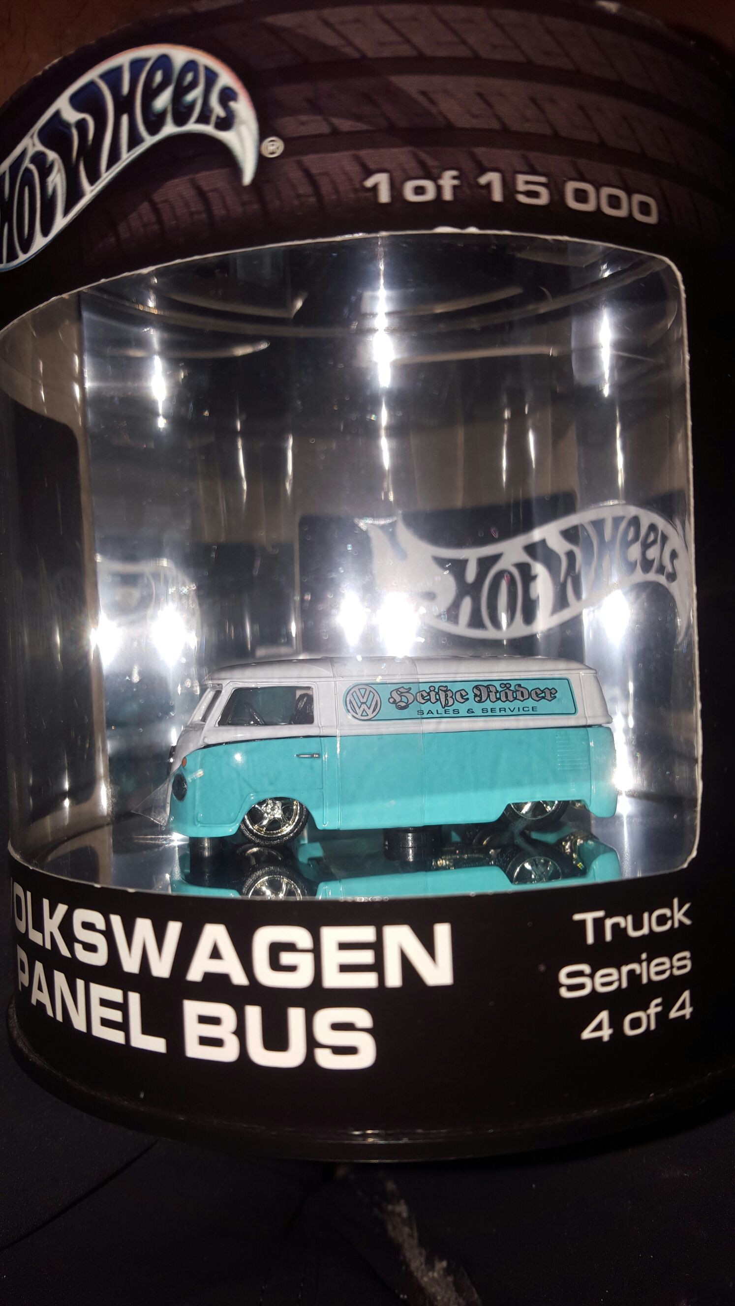 Limited Edition Oil Can Volkswagen Panel Bus - Oil Cans Truck Series 4 of 4 toy car collectible - Main Image 2