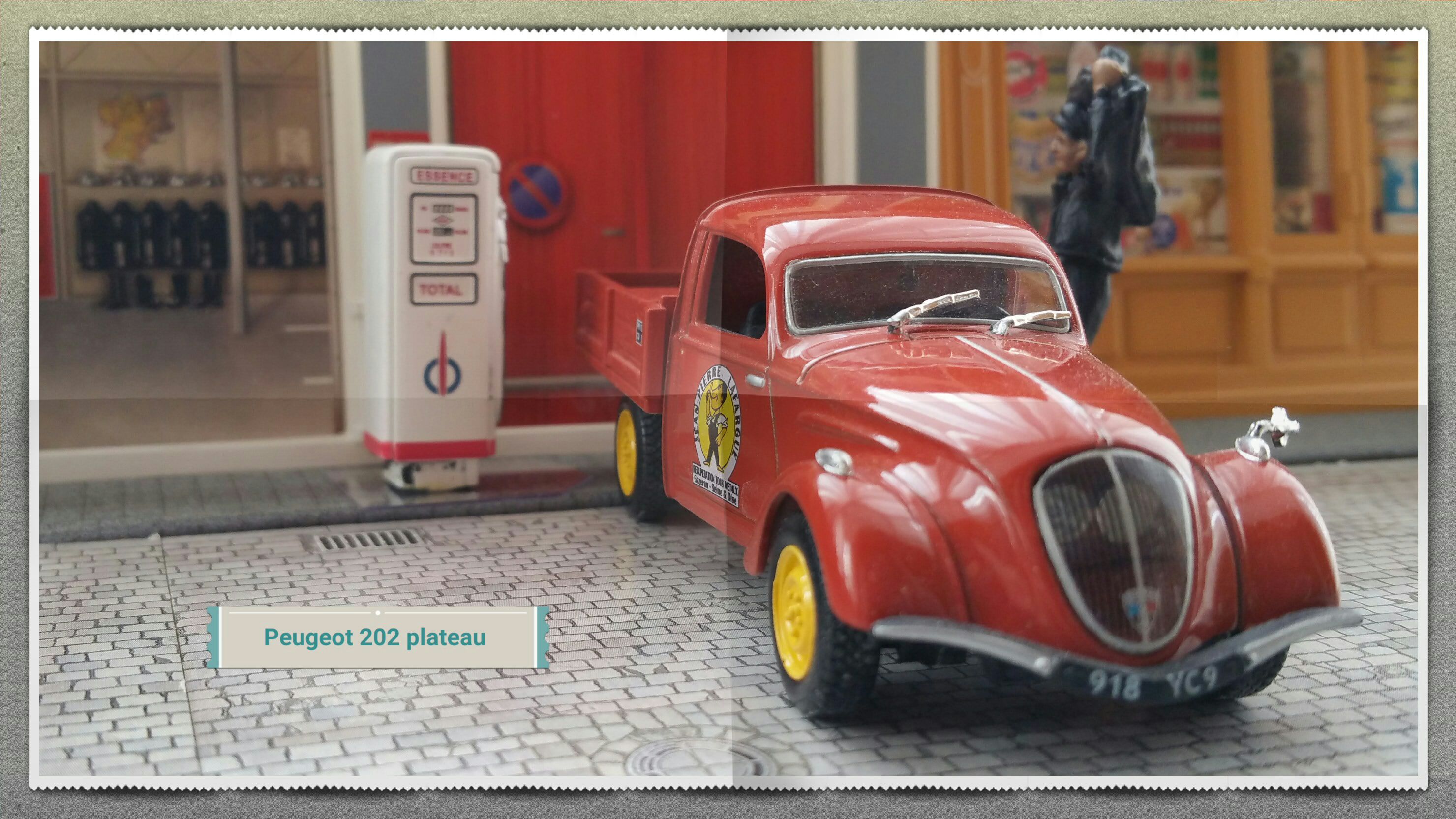 Peugeot 202 UH Plateau - Collection Peugeot toy car collectible - Main Image 2