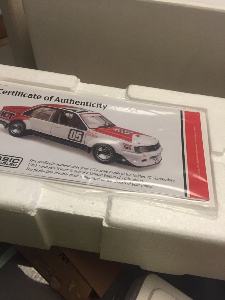 Classic Carlectables - Sandown Winner toy car collectible - Main Image 2
