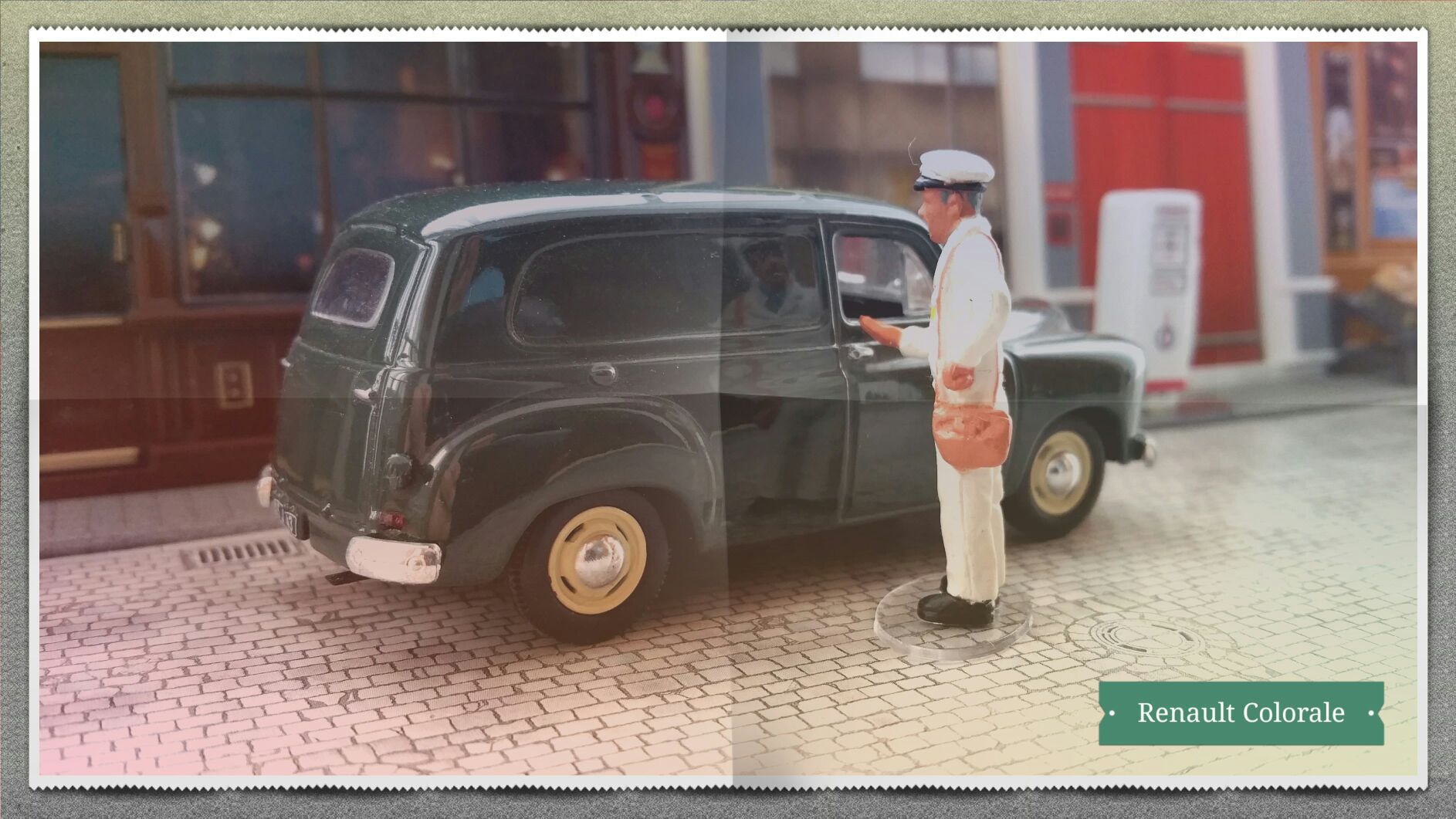 Renault Colorale - Voitures françaises d’autrefois toy car collectible - Main Image 1