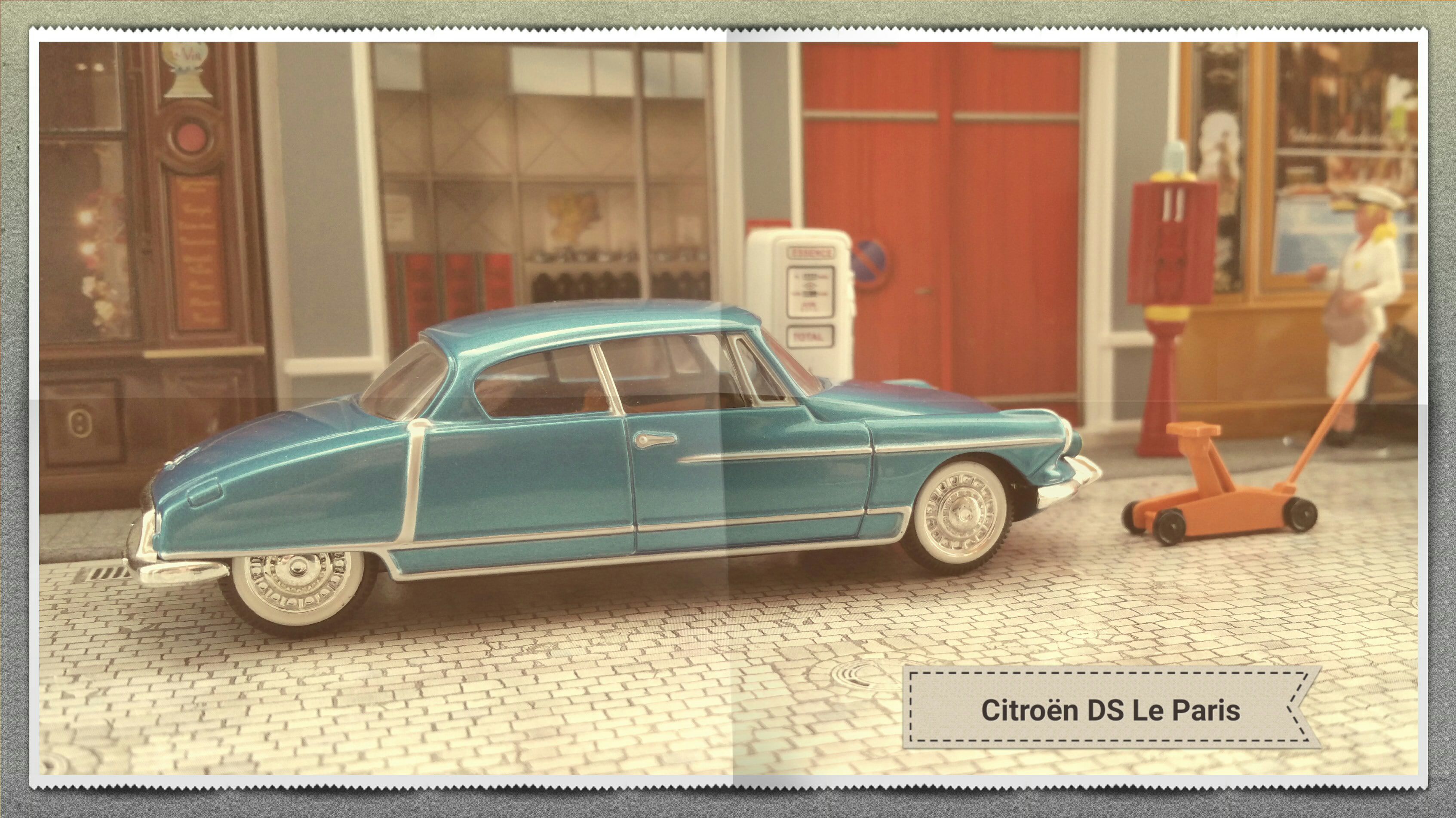 Citroën DS 19 Le Paris - Voitures françaises d’autrefois toy car collectible - Main Image 1