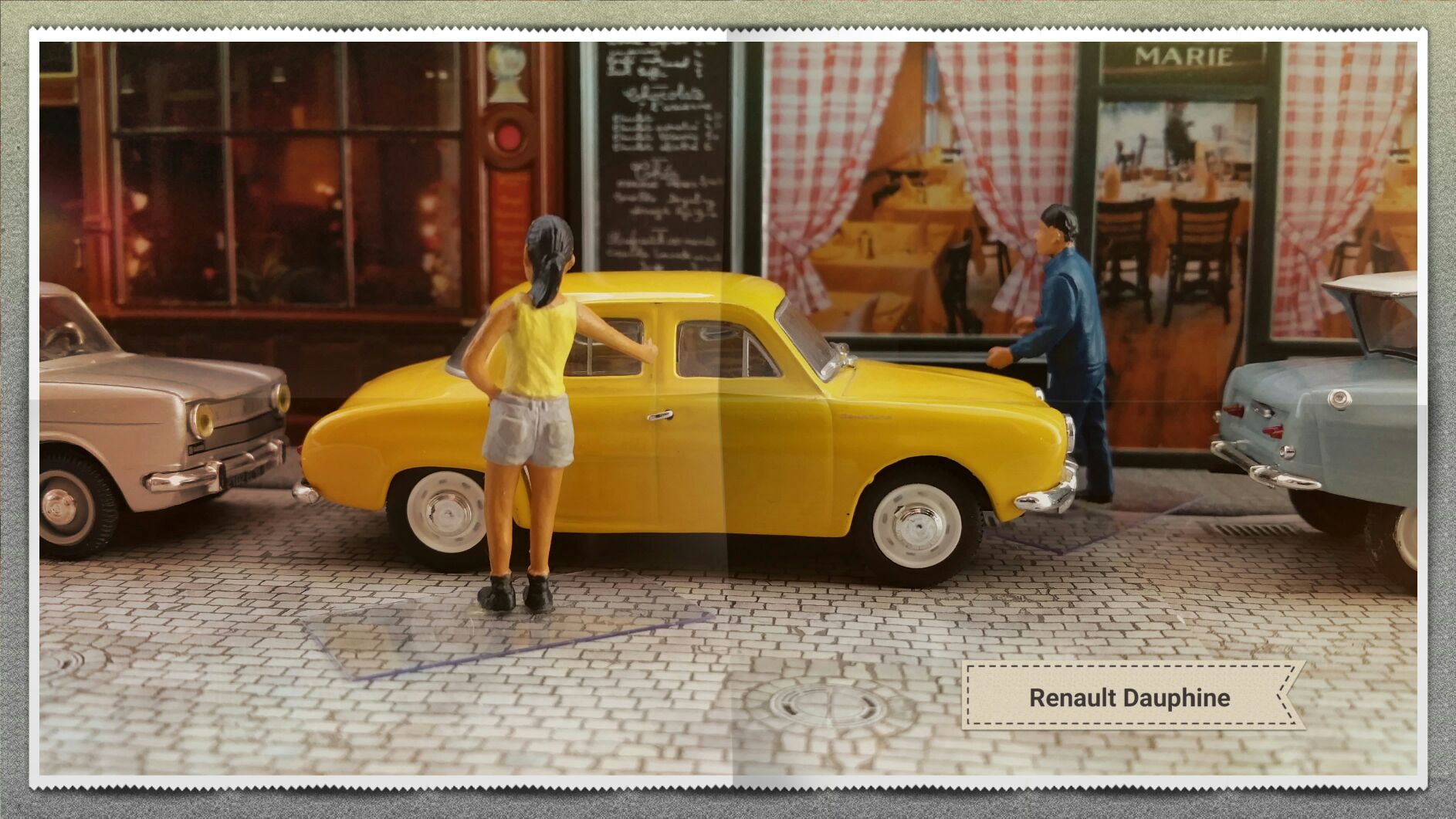 Renault Dauphine (1) - Collection Renault toy car collectible - Main Image 2