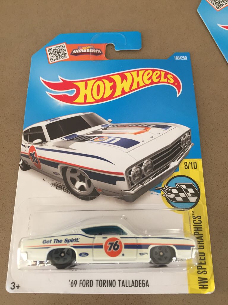 Remolque Con Motos Verde