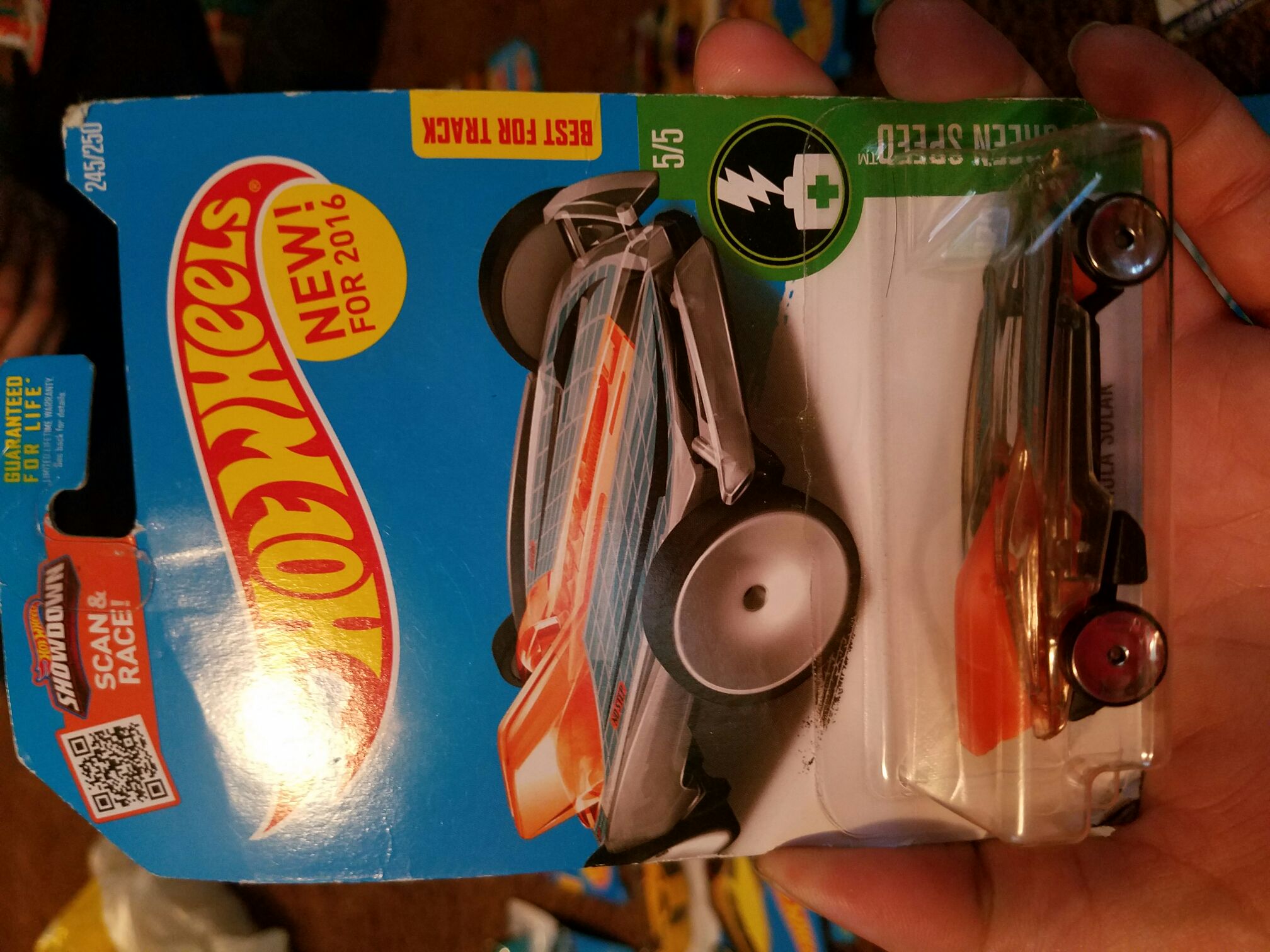 HW Formula Solar - HW Green Speed toy car collectible - Main Image 2