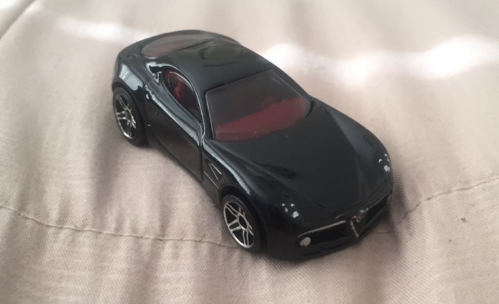 Alfa Romeo 8C Competizione (For Custom) - Multipack toy car collectible - Main Image 2