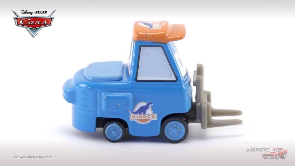 Dinoco Pitty (Wide) - (2010 - Final Lap) PACK OF 4 (64) toy car collectible - Main Image 3