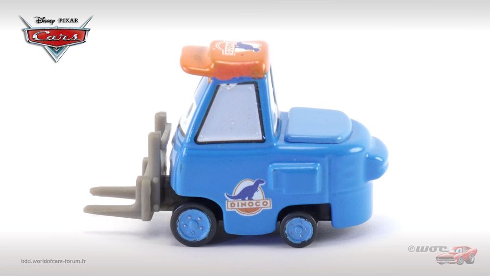 Dinoco Pitty (Wide) - (2010 - Final Lap) PACK OF 4 (64) toy car collectible - Main Image 4