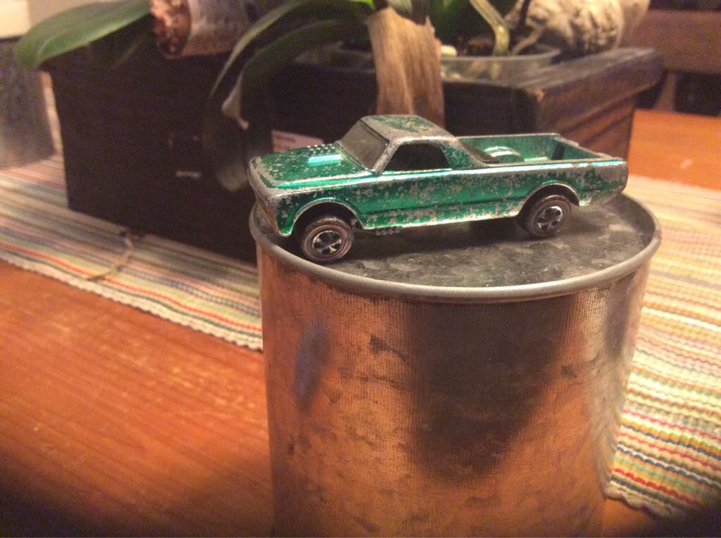 Custom Fleetside  toy car collectible - Main Image 2
