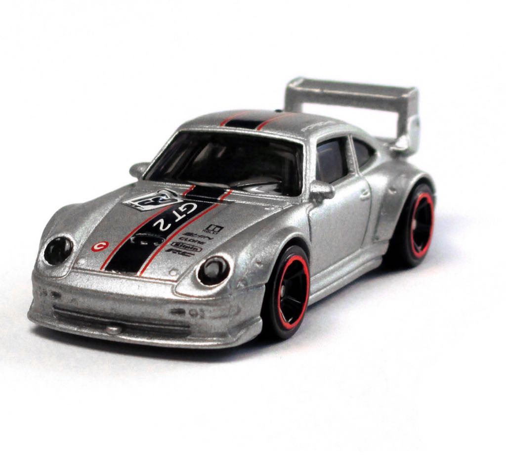 Porsche 993 Gt2  toy car collectible - Main Image 2