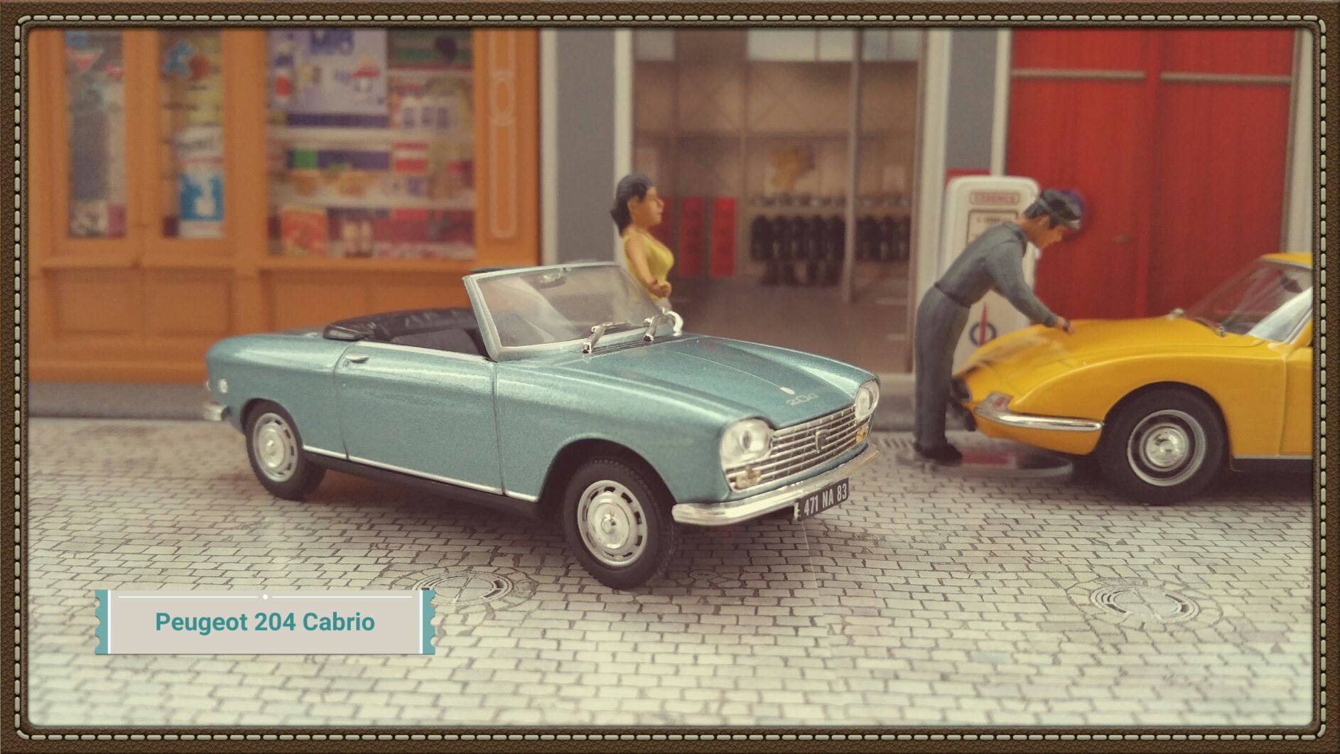 Peugeot 204 Cabriolet - Collection Peugeot toy car collectible - Main Image 2