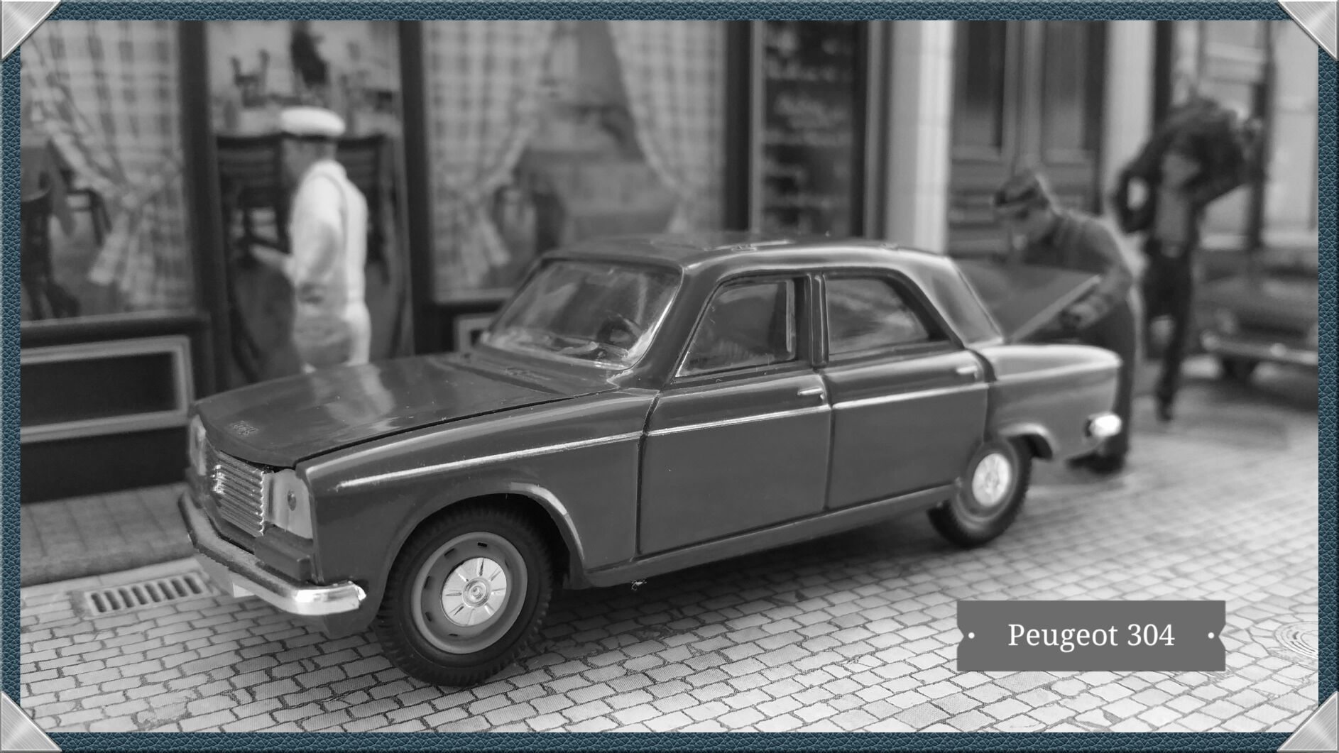 Peugeot 304 Berline - Voitures françaises d’autrefois toy car collectible - Main Image 2