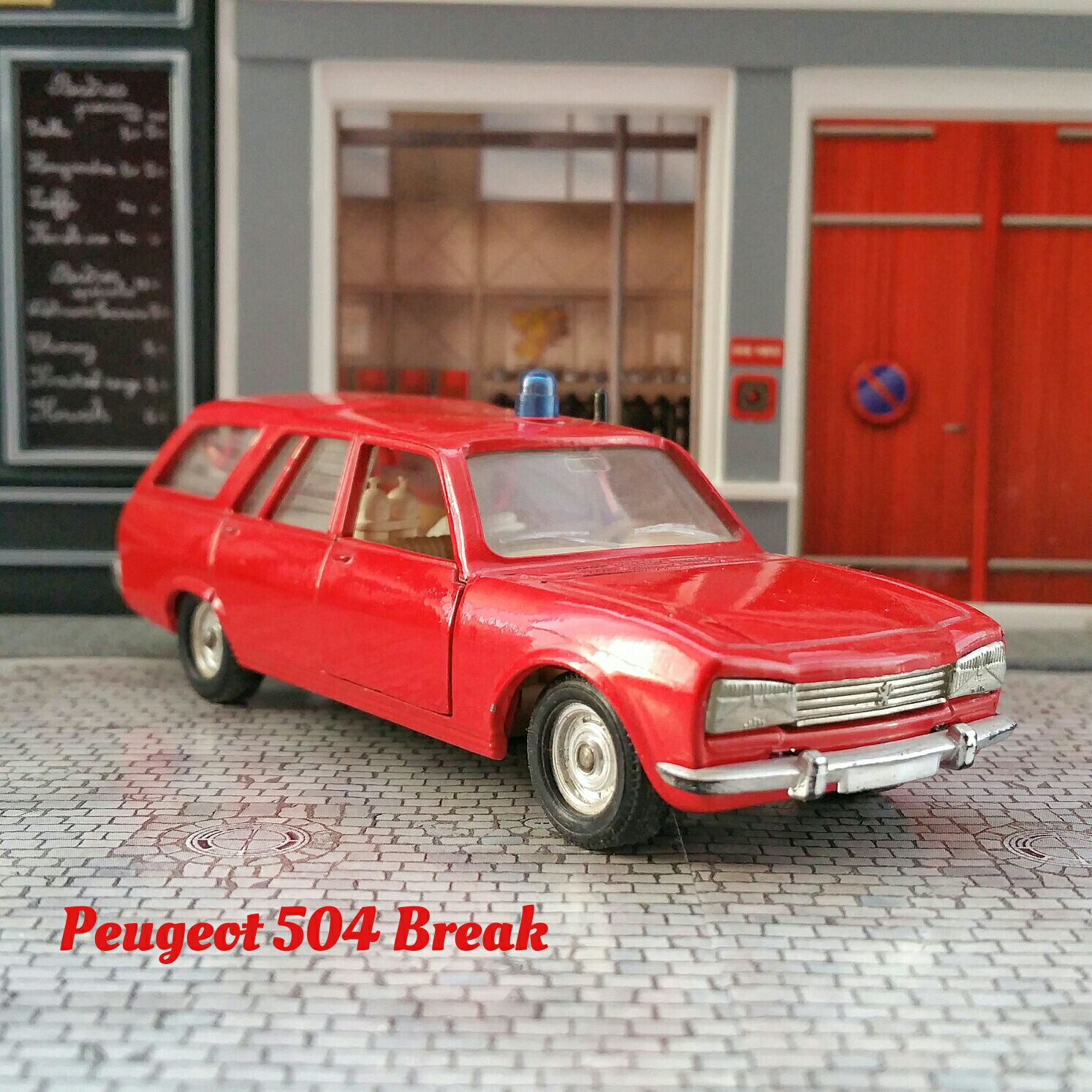 Peugeot 504 Break - Station 1/18 toy car collectible - Main Image 2