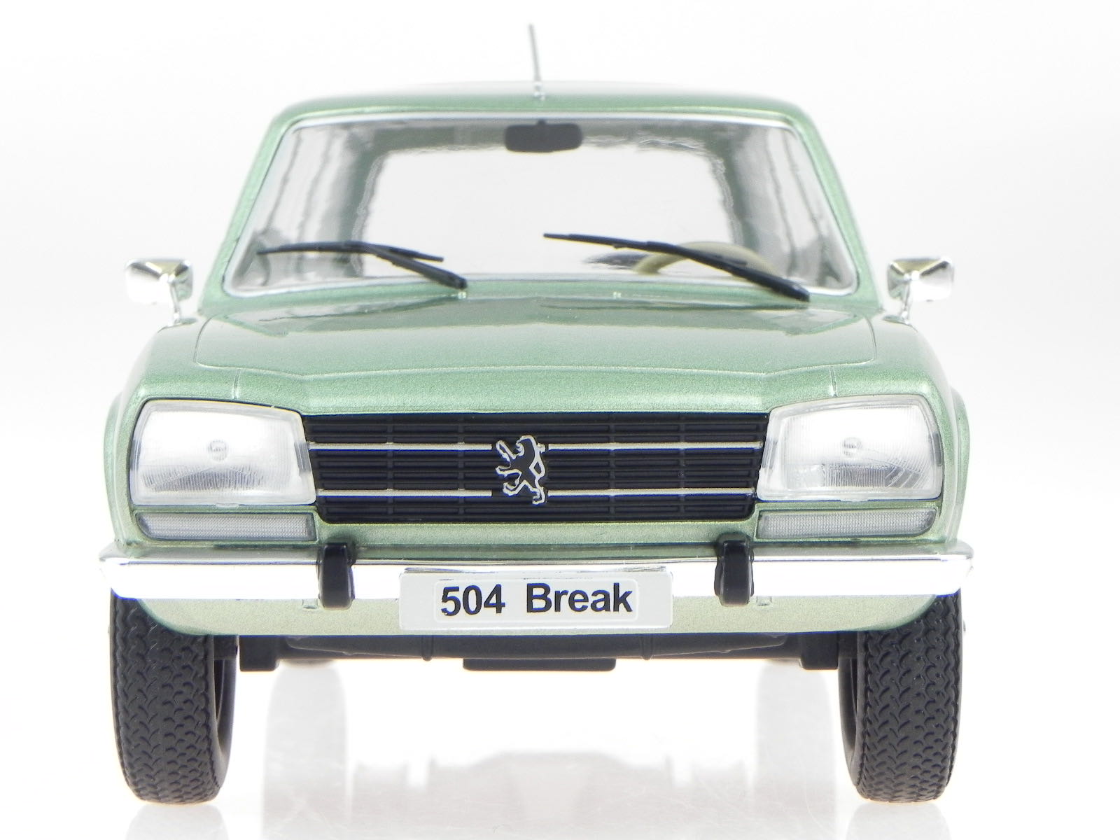 Peugeot 504 Break - Station 1/18 toy car collectible - Main Image 3