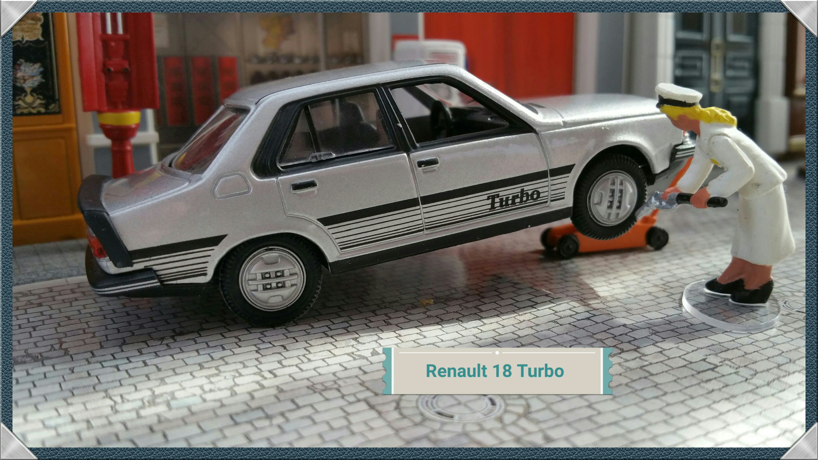 Renault R18 Turbo - Voitures françaises d’autrefois toy car collectible - Main Image 2