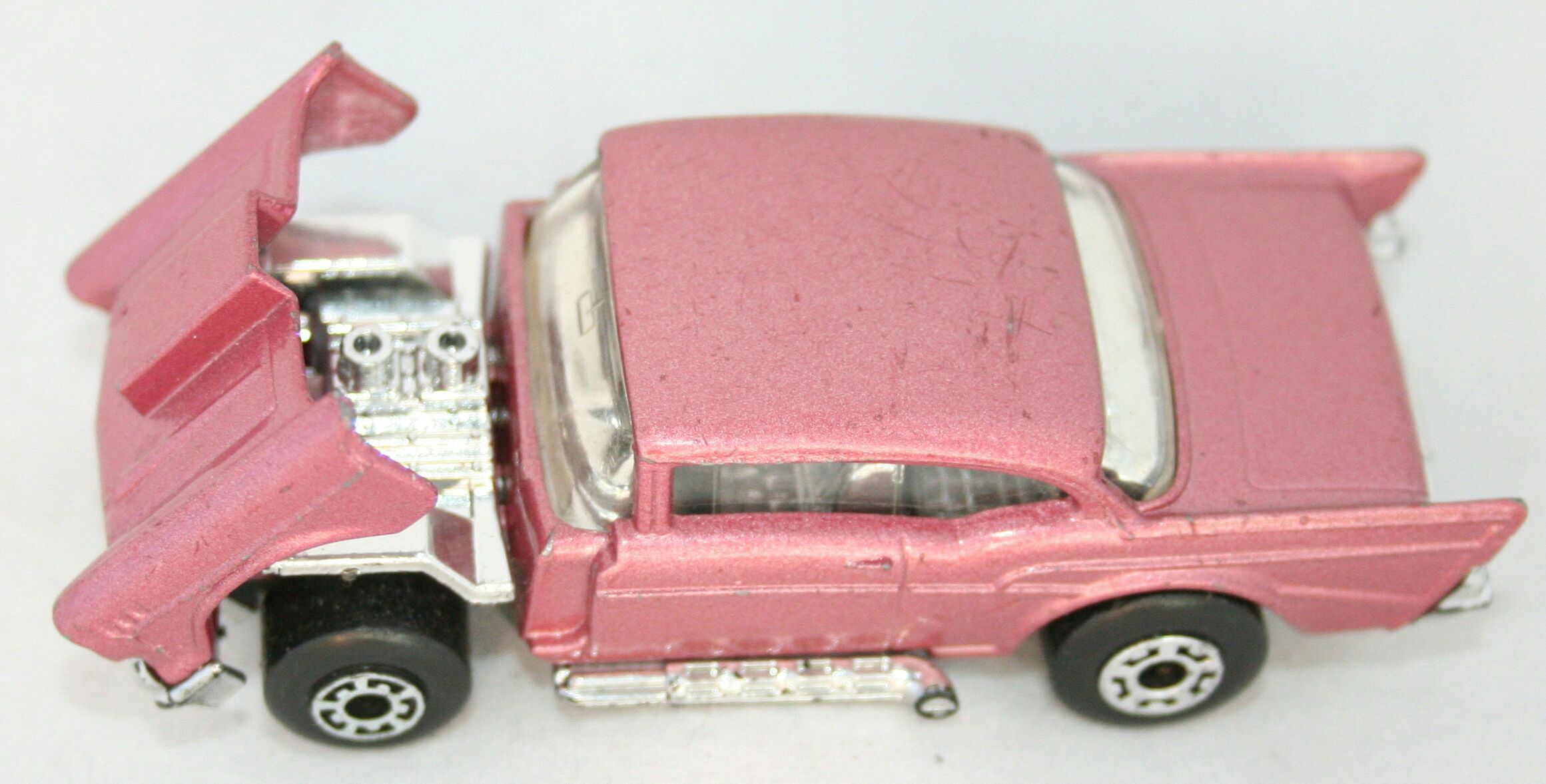 Chevrolet Chevy ’57 - Superfast Matchbox toy car collectible - Main Image 2