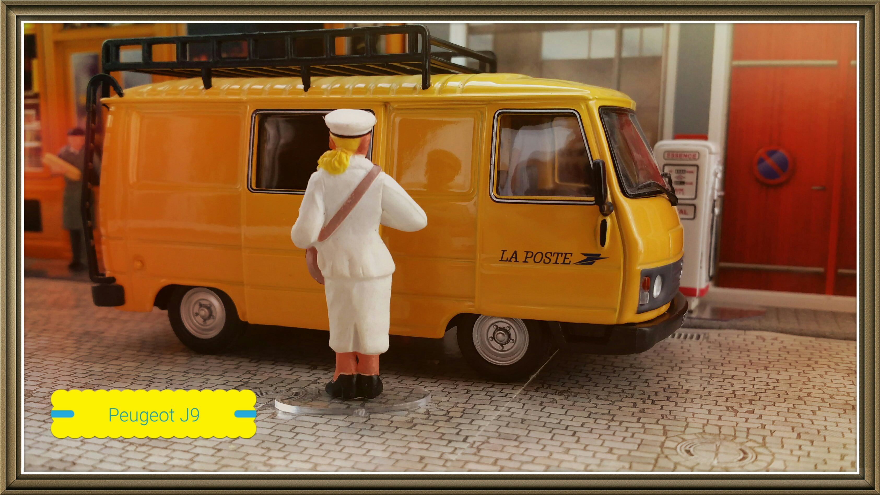 Peugeot J9 - Véhicules Postaux toy car collectible - Main Image 2