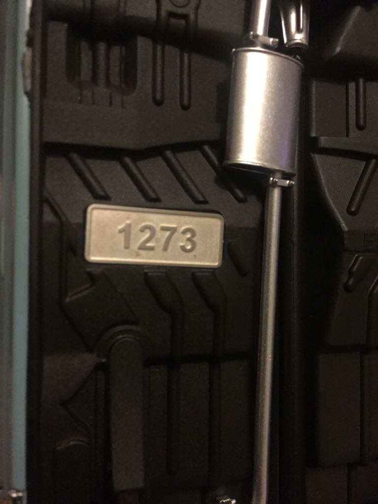 Classic Carlectables - Road Car toy car collectible - Main Image 2