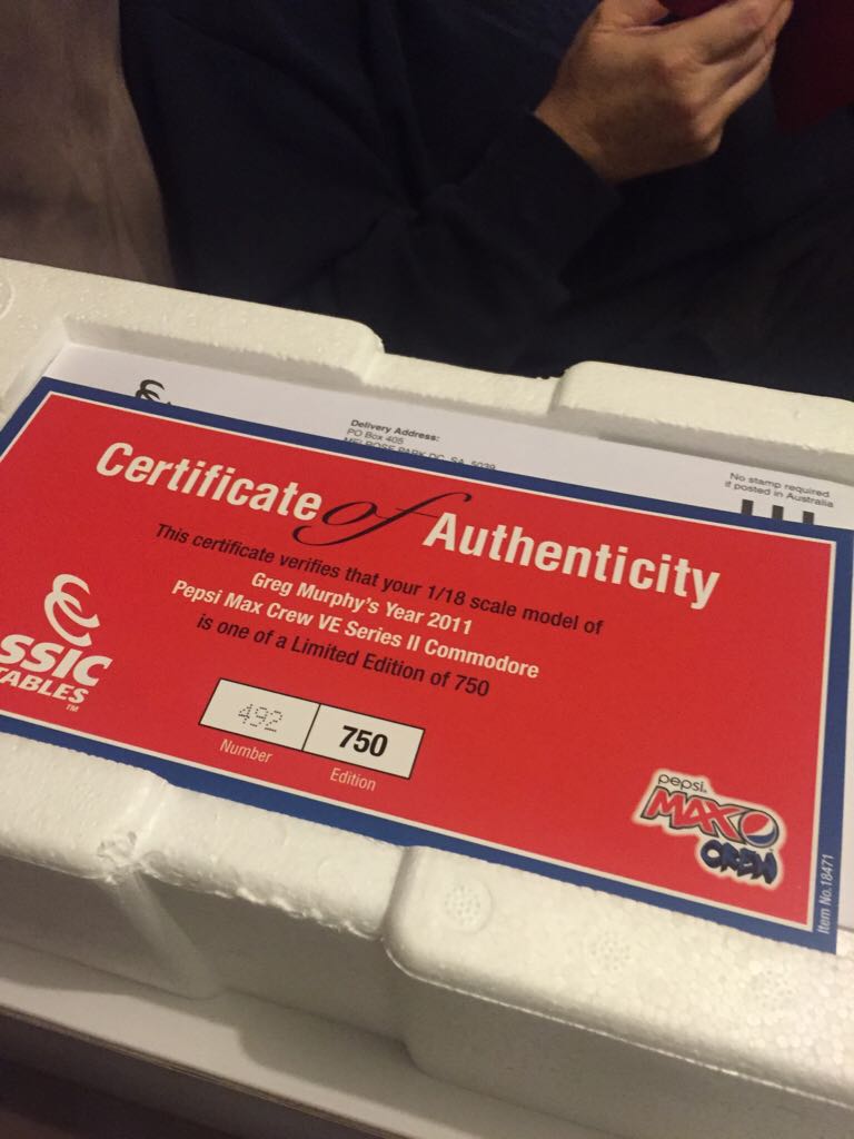 Classic Carlectables  - V8 Supercars toy car collectible - Main Image 2