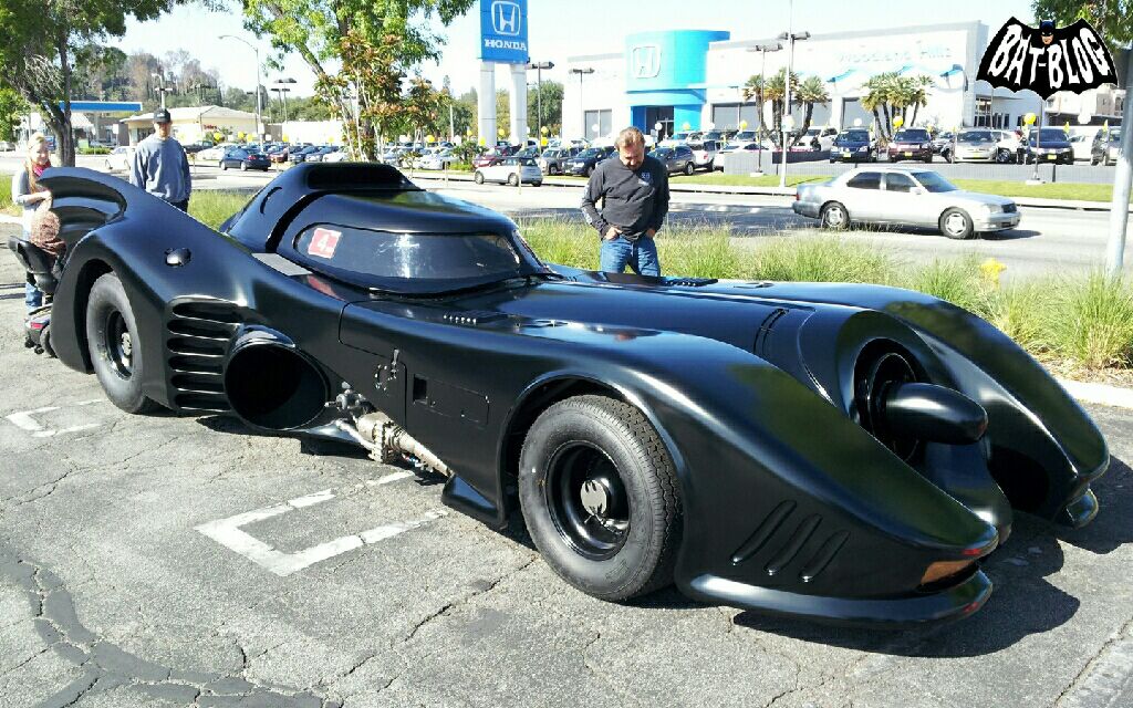 Batmobile (S03) - Batman vs. Catwoman toy car collectible - Main Image 2